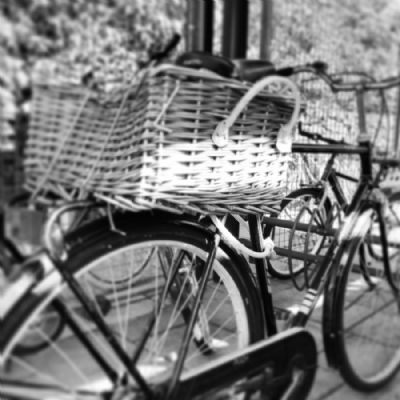 Bike a la old romance